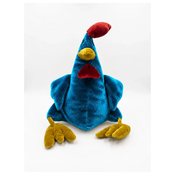 Exklusives Bretz Hähnchen-Kissen in leuchtendem Enzianblau aus hochwertigem Samtstoff vor weißem Hintergrund