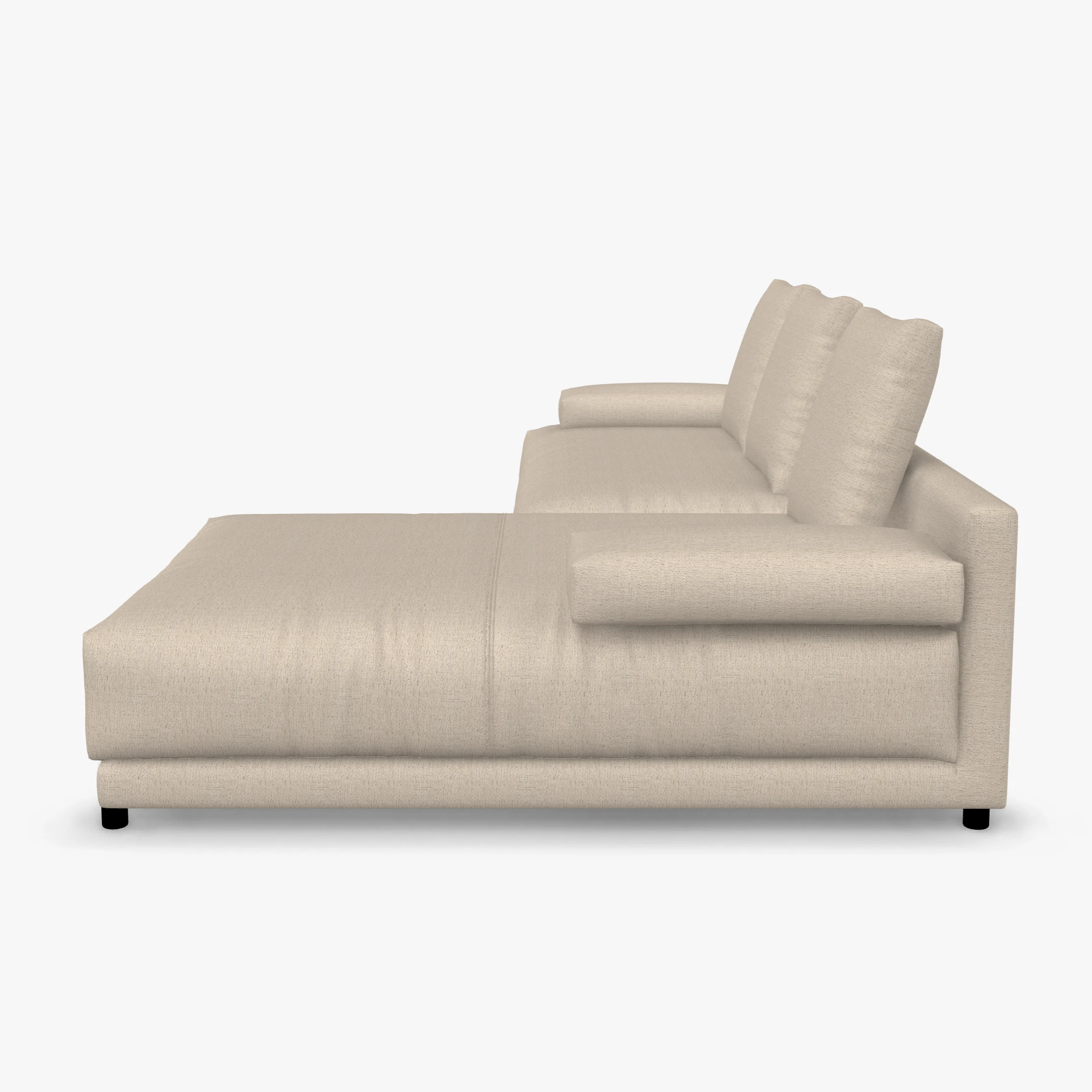 freistil 142 Sofa mit Longchair rechts in der Breite ca. 310 cm aus der seitlichen Perspektive im Stoff-Bezug 6572 perlhellgrau