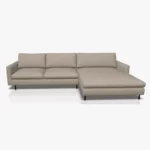 freistil 134 Sofa mit XL-Longchair in der Breite ca. 314 cm im Stoff-Bezug 6572 perlhellgrau